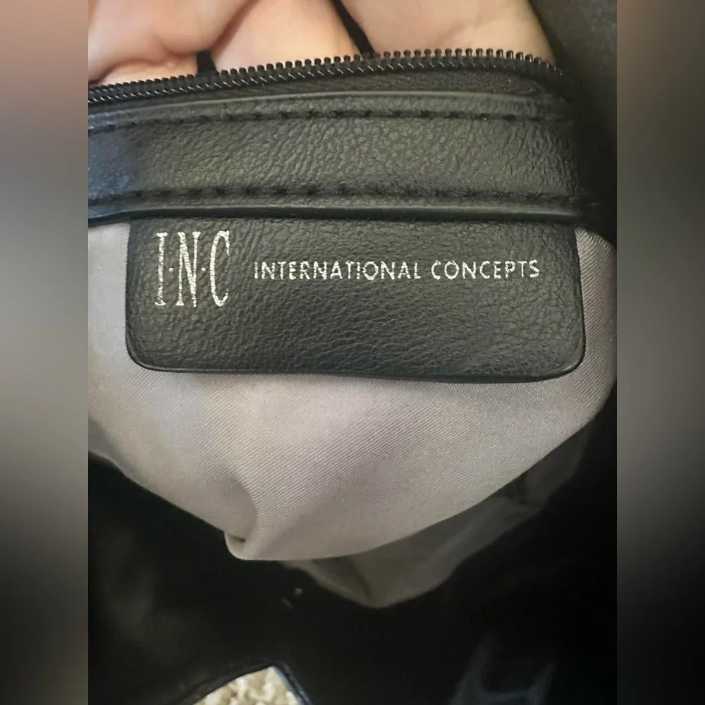 INC International Concepts Blakke hobo woven high-fashion edge